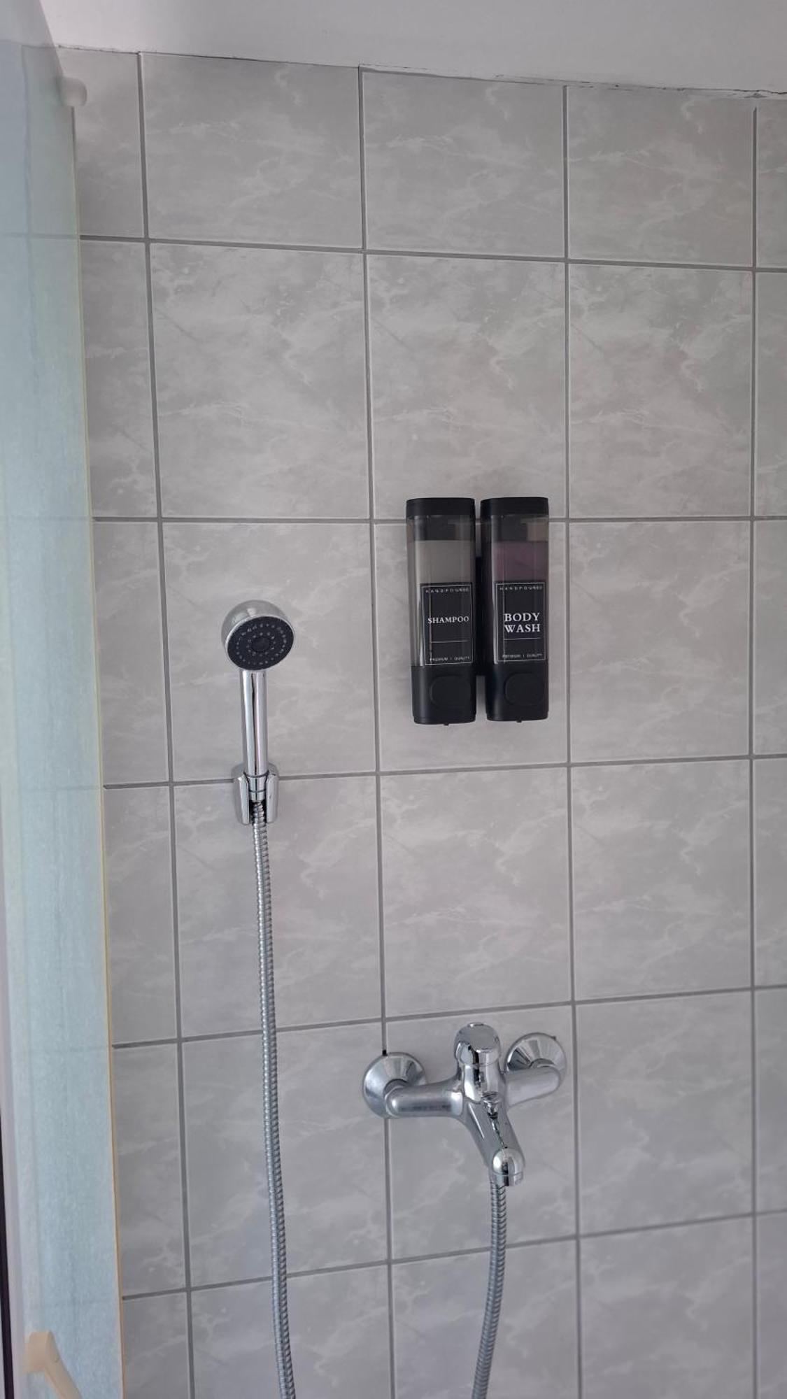 Aventurin Rooms Slunj Kamer foto